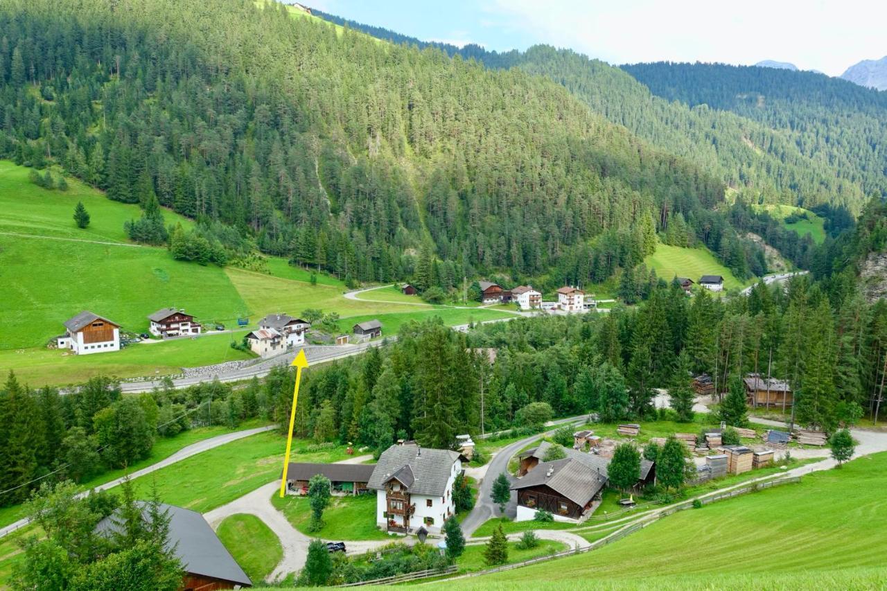 Ciasa Preroman App. Vista Castello Apartment San Martino in Badia Luaran gambar